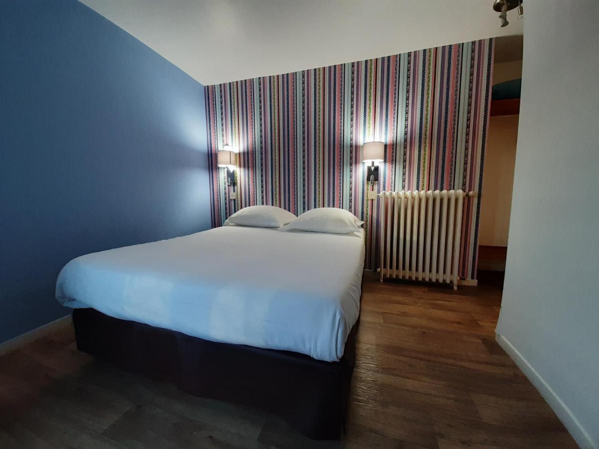 Le Royalty Hotel Angers Exterior photo